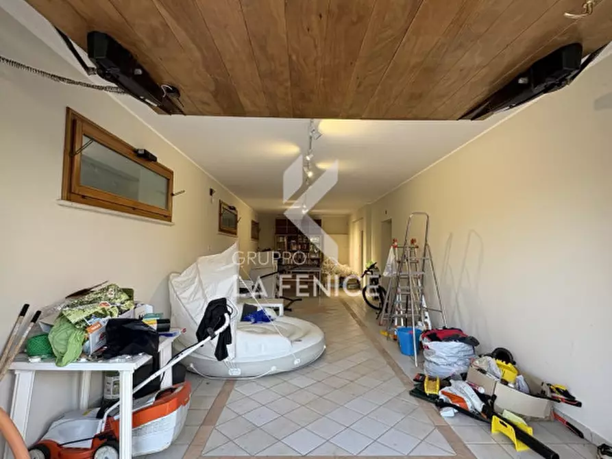 Immagine 109 di Villa in vendita  in Via Massafra 1 a Martina Franca