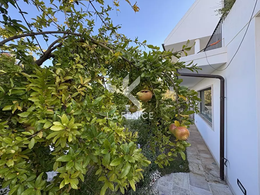 Immagine 113 di Villa in vendita  in Via Massafra 1 a Martina Franca