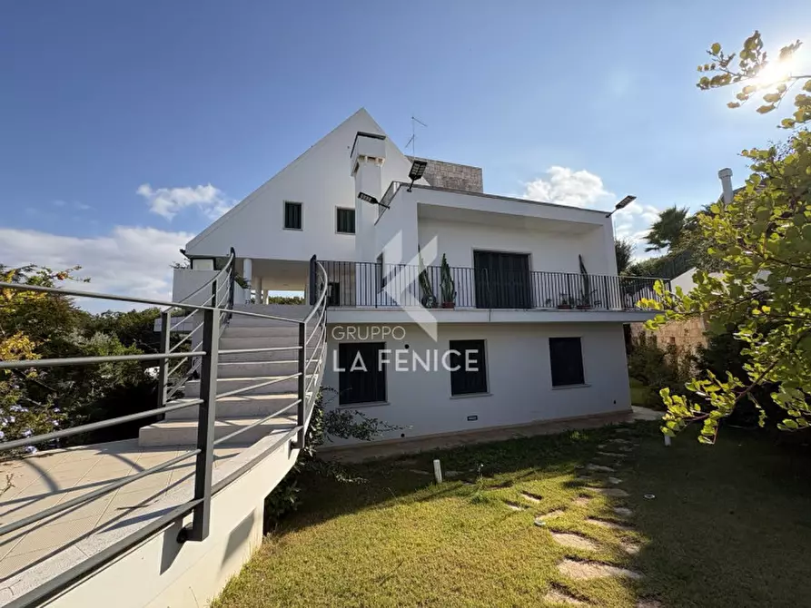 Immagine 118 di Villa in vendita  in Via Massafra 1 a Martina Franca