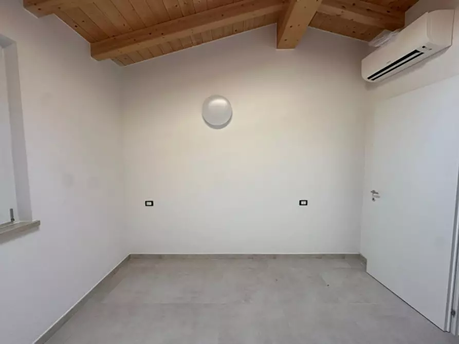 Immagine 7 di Villetta a schiera in affitto  in VIA SASSE a Verona