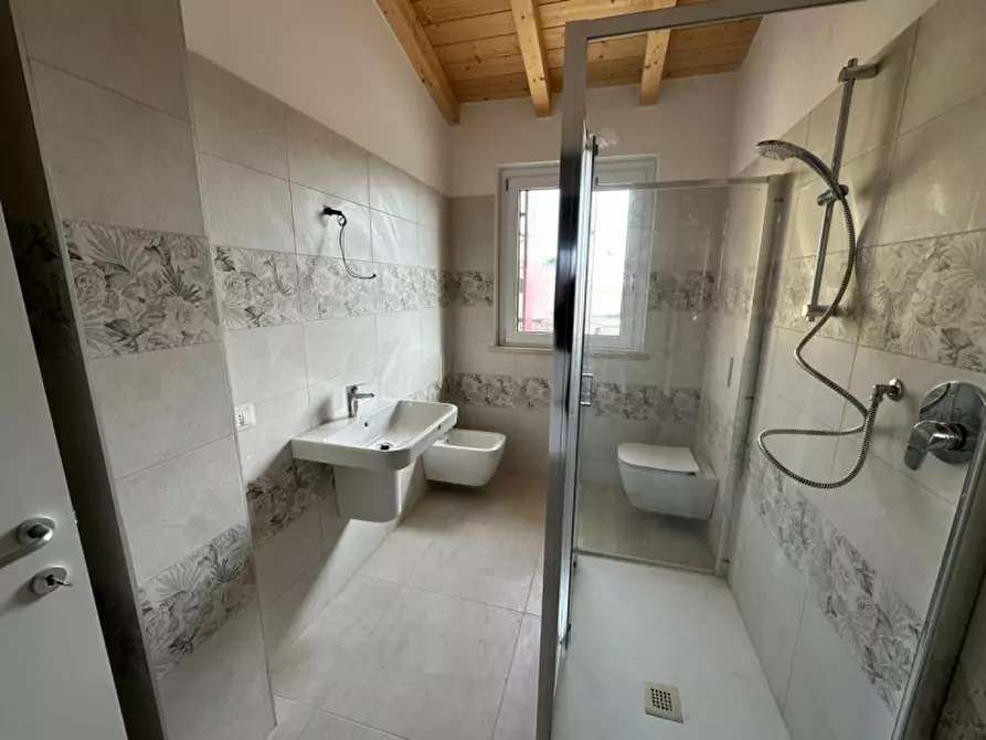 Immagine 8 di Villetta a schiera in affitto  in VIA SASSE a Verona