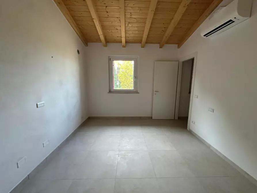 Immagine 12 di Villetta a schiera in affitto  in VIA SASSE a Verona