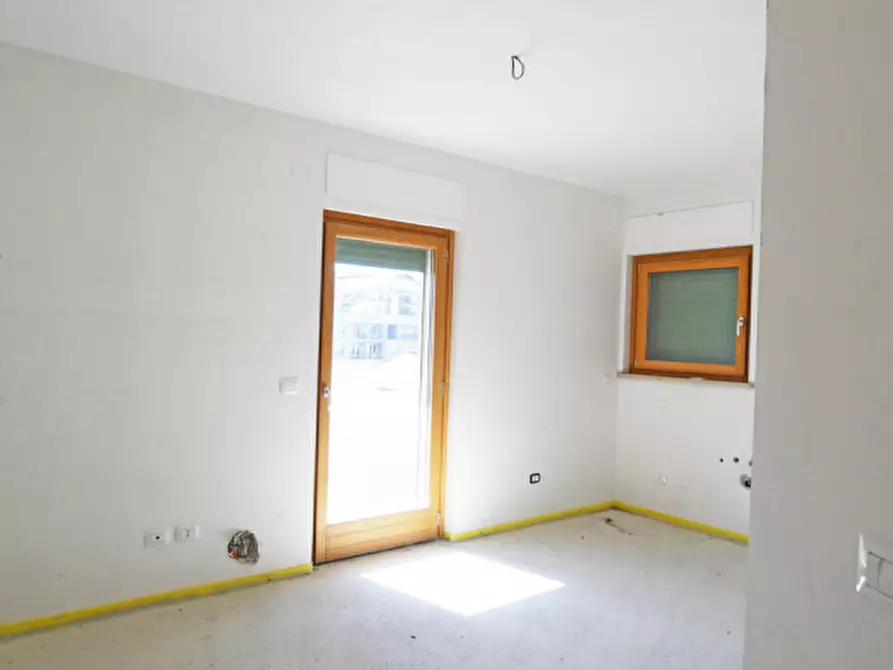 Immagine 29 di Appartamento in vendita  a Montesilvano