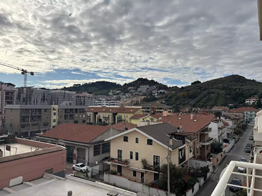 Immagine 8 di Appartamento in vendita  a Montesilvano