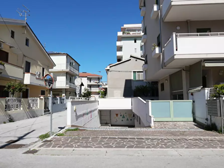 Immagine 39 di Appartamento in vendita  a Montesilvano