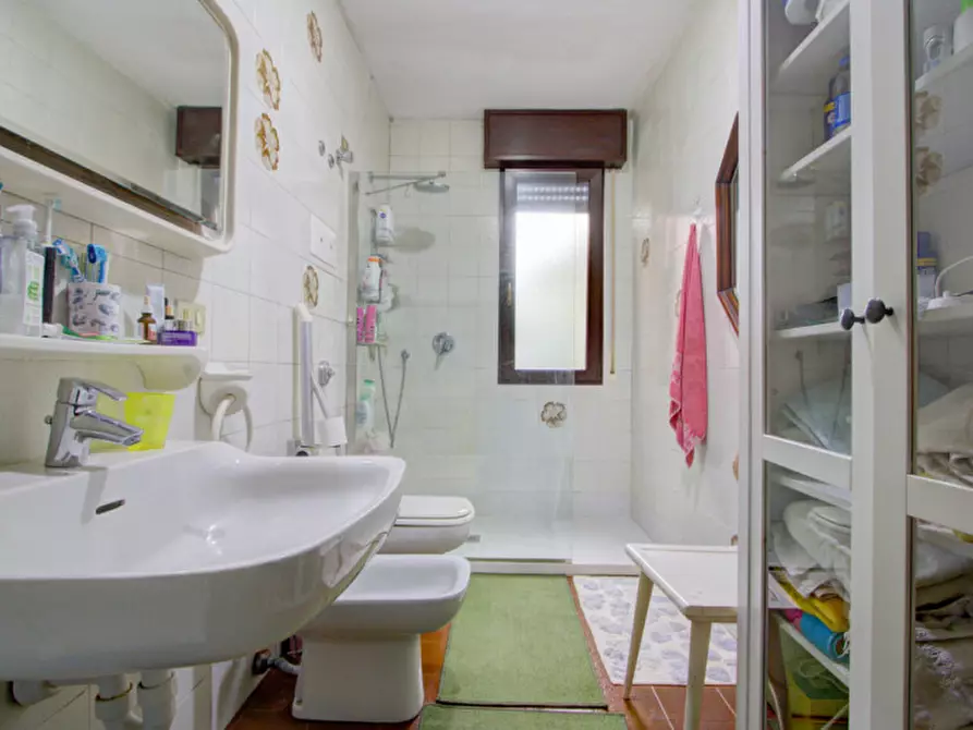 Immagine 13 di Appartamento in vendita  in Via Unione 5 a Rovereto