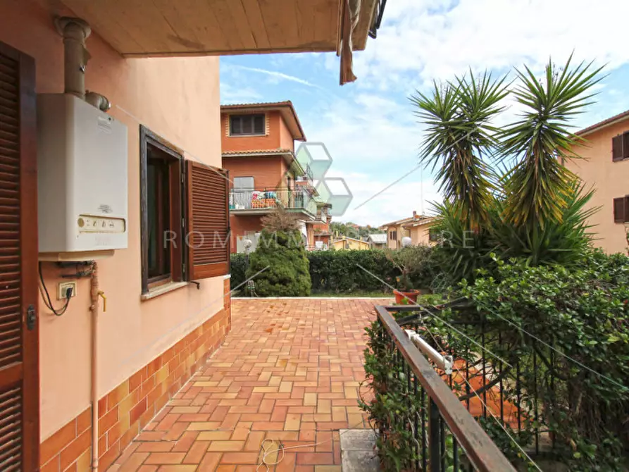 Immagine 18 di Appartamento in vendita  in Via Marco Polo a Rignano Flaminio