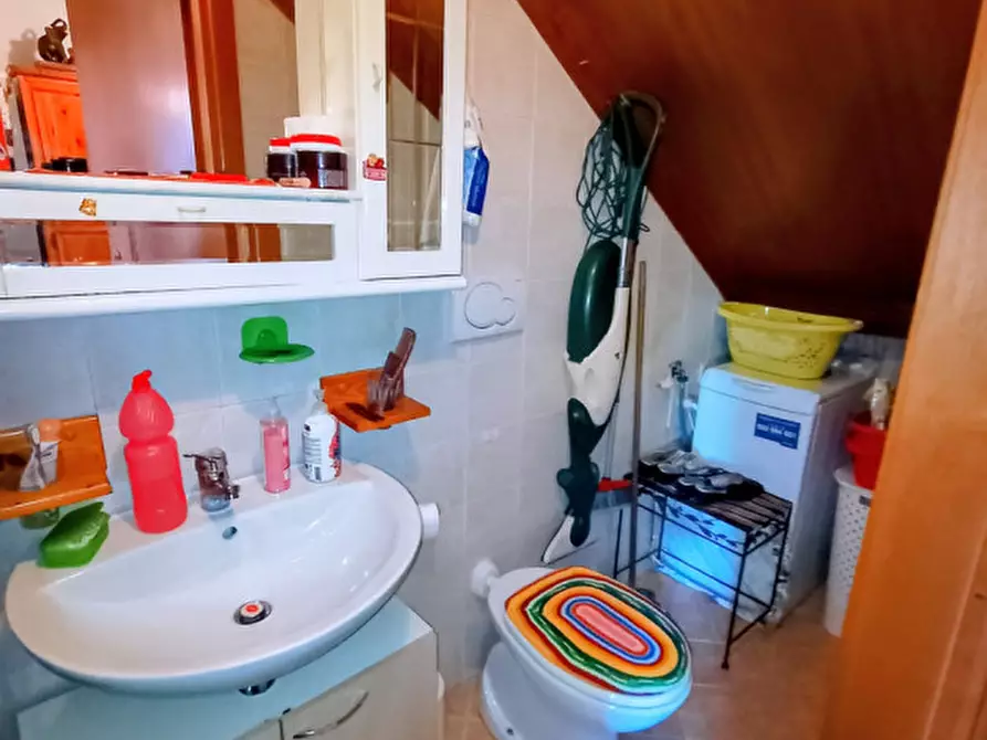 Immagine 10 di Villetta a schiera in vendita  a Tuoro Sul Trasimeno