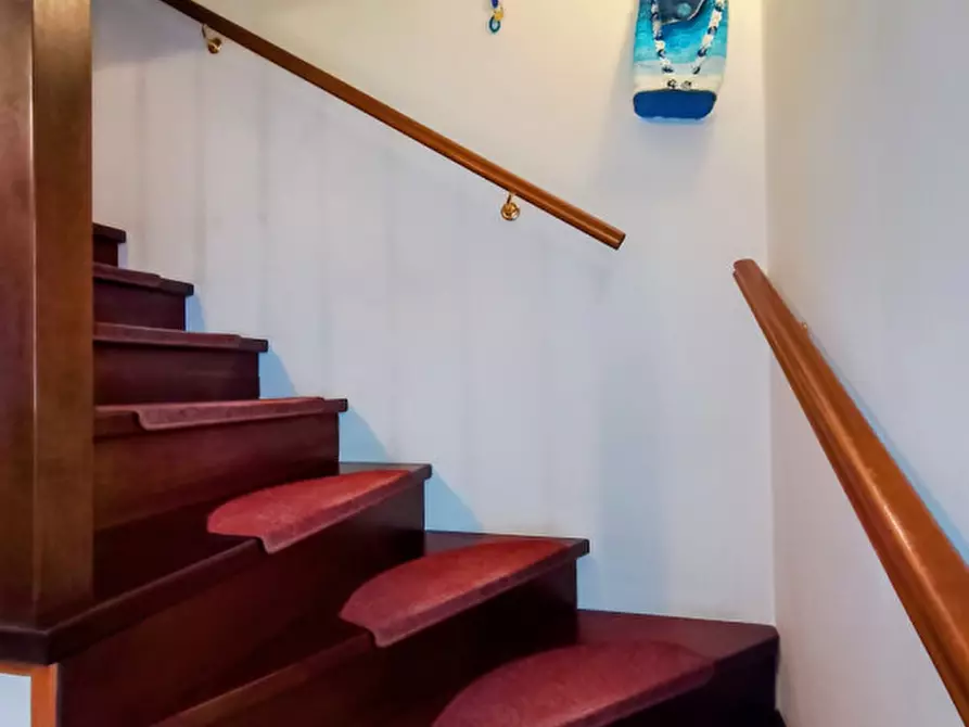 Immagine 11 di Villetta a schiera in vendita  a Tuoro Sul Trasimeno