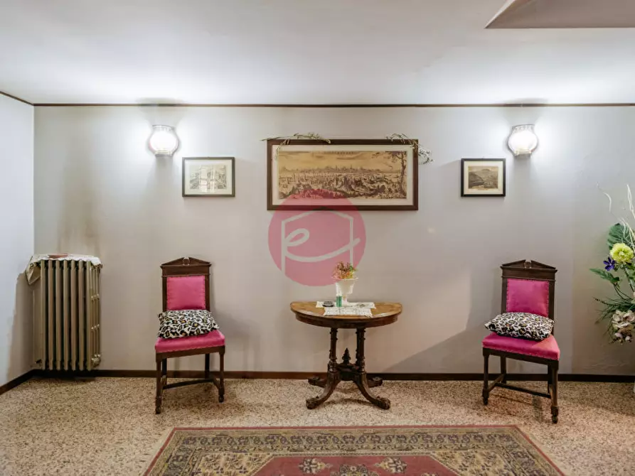 Immagine 9 di Villa in vendita  a Rimini