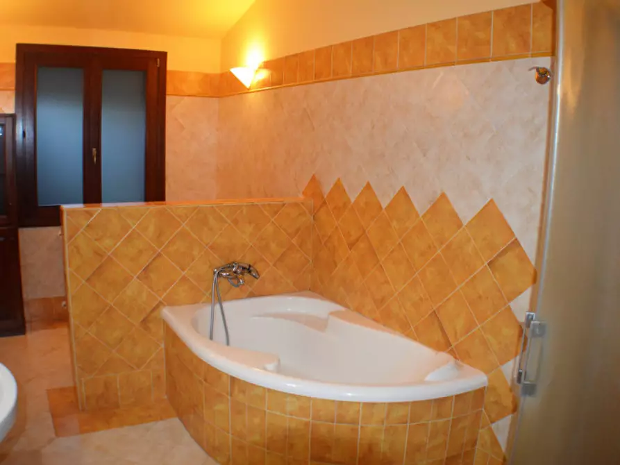 Immagine 12 di Casa indipendente in vendita  in strada consortile a Marrubiu