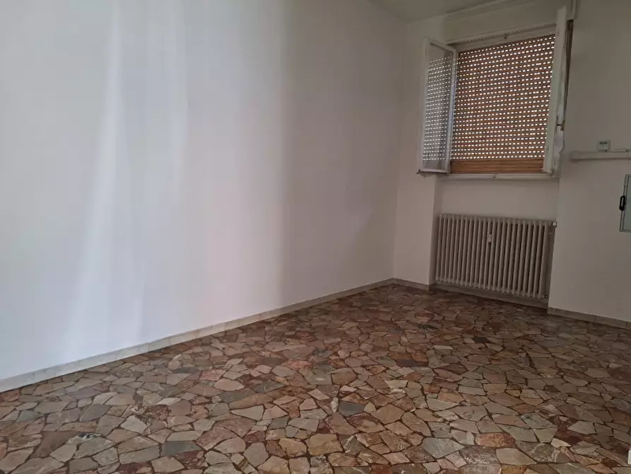 Immagine 7 di Negozio in vendita  in via Giovanni a Prato a Trento