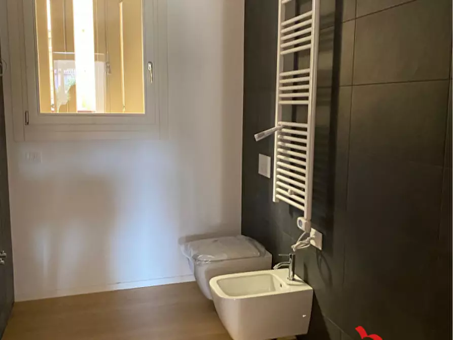 Immagine 10 di Appartamento in vendita  in Via della Fonda a Noale