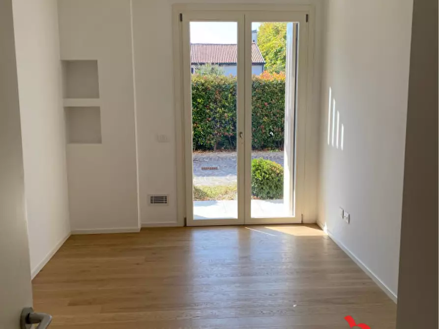 Immagine 11 di Appartamento in vendita  in Via della Fonda a Noale