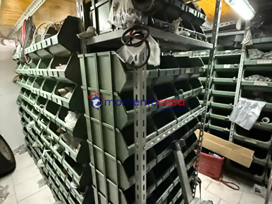 Immagine 21 di Negozio in vendita  in Via Sbarre Superiori a Reggio Di Calabria