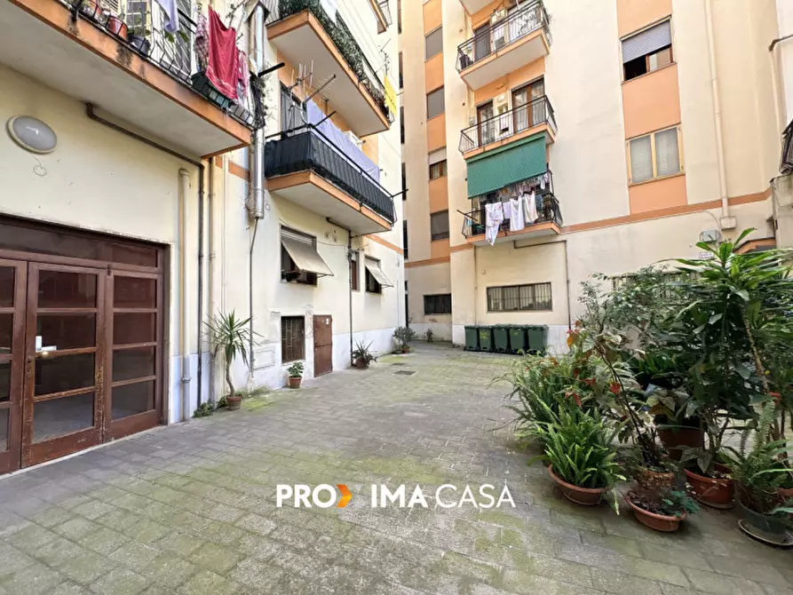 Immagine 26 di Appartamento in vendita  in Via Pietro del Pezzo 69 a Salerno