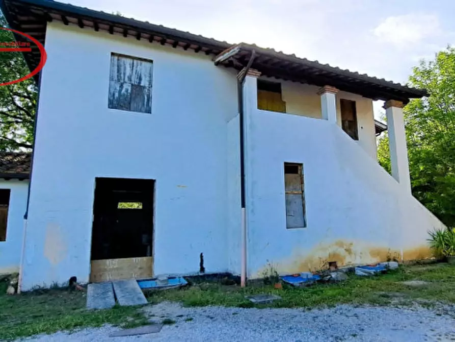 Immagine 4 di Villa in vendita  in Via Montecarlo a San Giovanni Valdarno