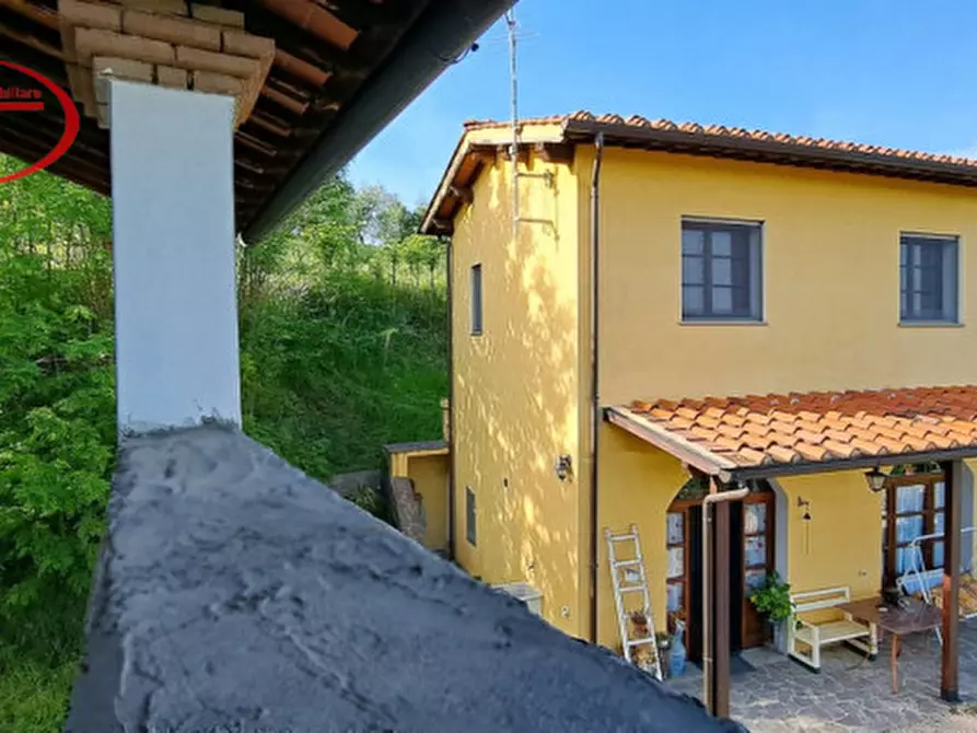 Immagine 8 di Villa in vendita  in Via Montecarlo a San Giovanni Valdarno