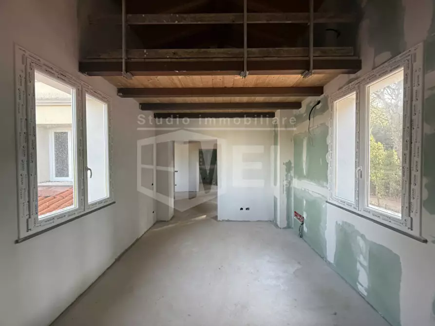 Immagine 8 di Appartamento in vendita  in via fonte della puzzolente a Livorno