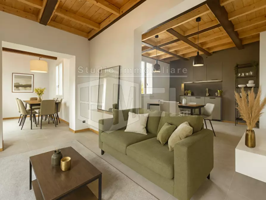 Immagine 10 di Appartamento in vendita  in via fonte della puzzolente a Livorno