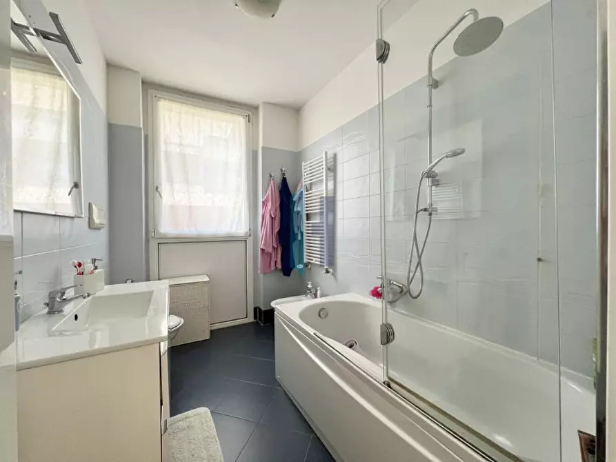 Immagine 17 di Appartamento in vendita  in Via Volturno a Brescia