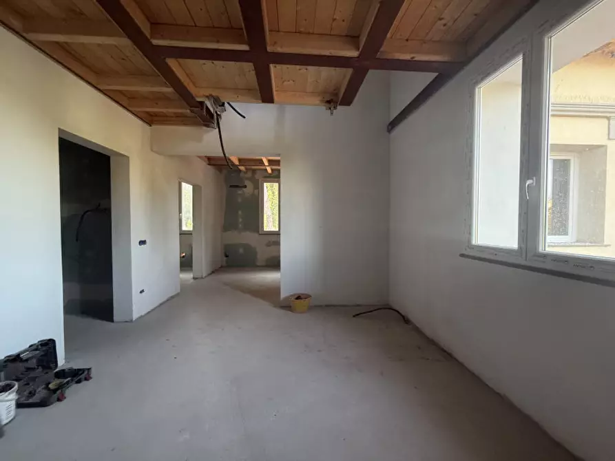 Immagine 7 di Appartamento in vendita  in VIA FONTE DELLA PUZZOLENTE a Livorno