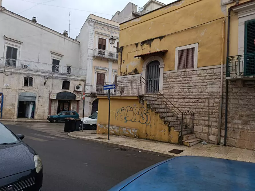 Immagine 1 di Casa indipendente in vendita  in Via Felice Orsini a Andria