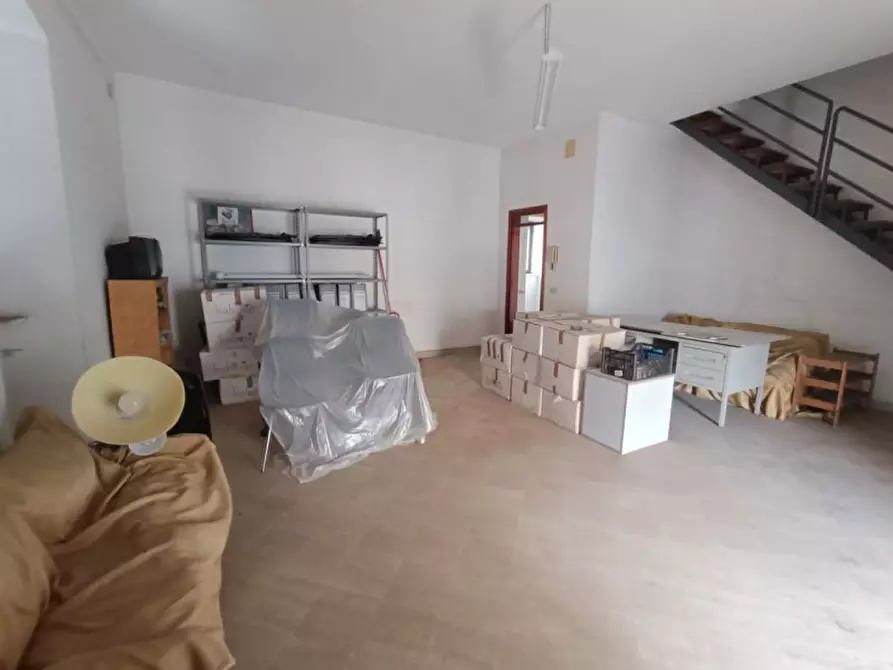 Immagine 5 di Casa indipendente in vendita  in Via Felice Orsini a Andria