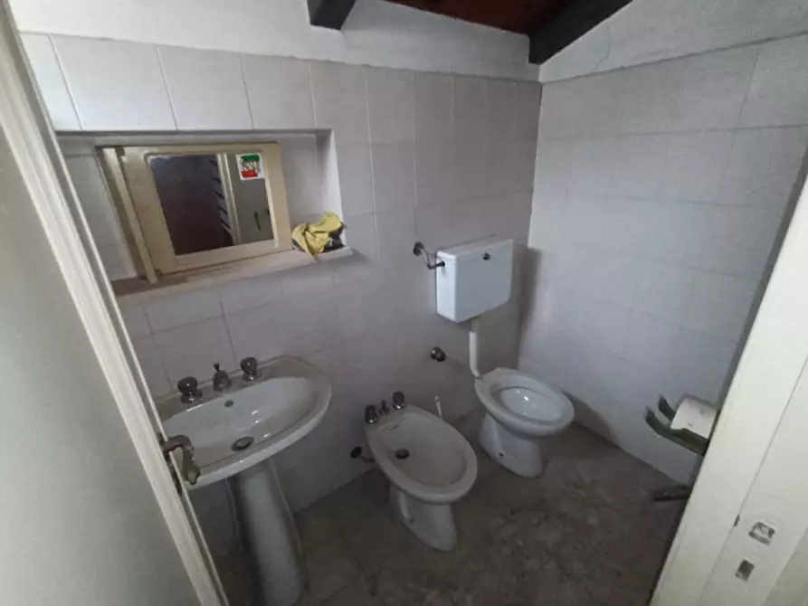 Immagine 9 di Casa indipendente in vendita  in Via Felice Orsini a Andria