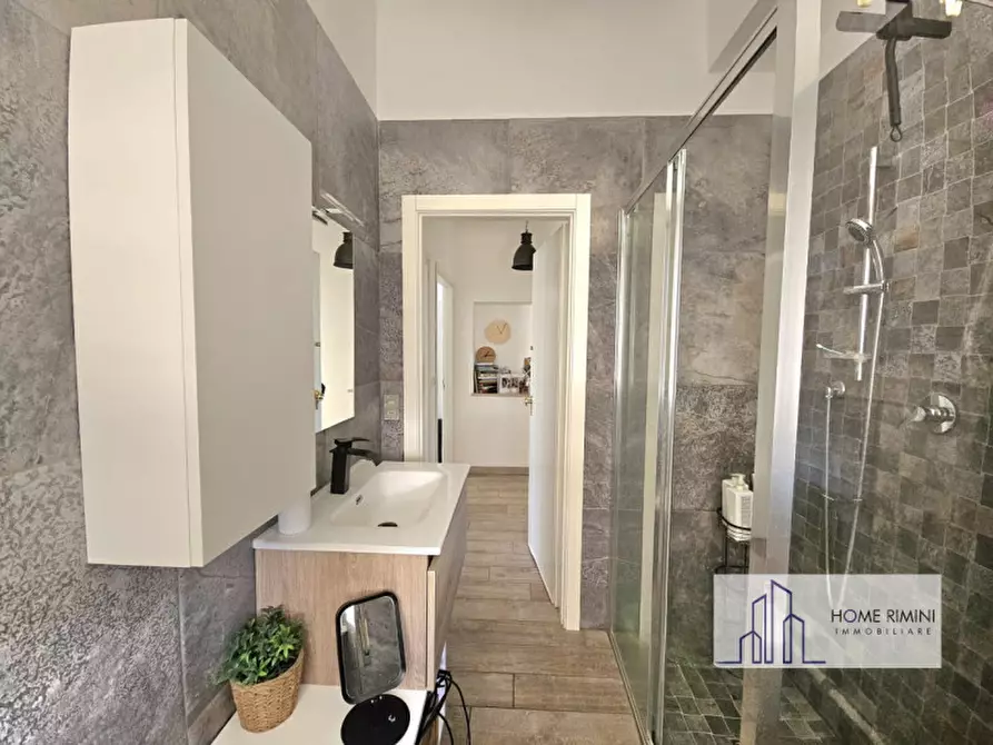 Immagine 30 di Appartamento in vendita  in Viale Dandolo a Rimini