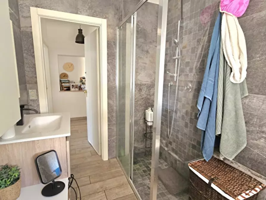 Immagine 33 di Appartamento in vendita  in Viale Dandolo a Rimini