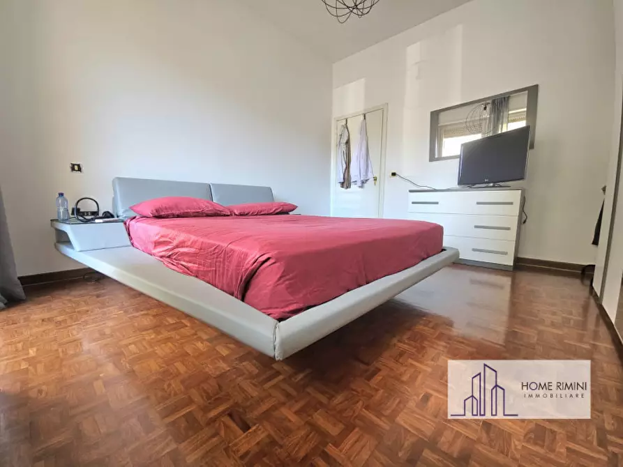 Immagine 43 di Appartamento in vendita  in Viale Dandolo a Rimini