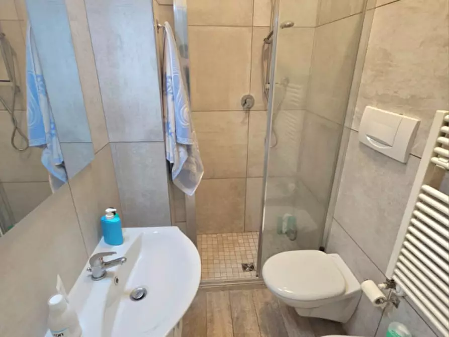 Immagine 61 di Appartamento in vendita  in Viale Dandolo a Rimini