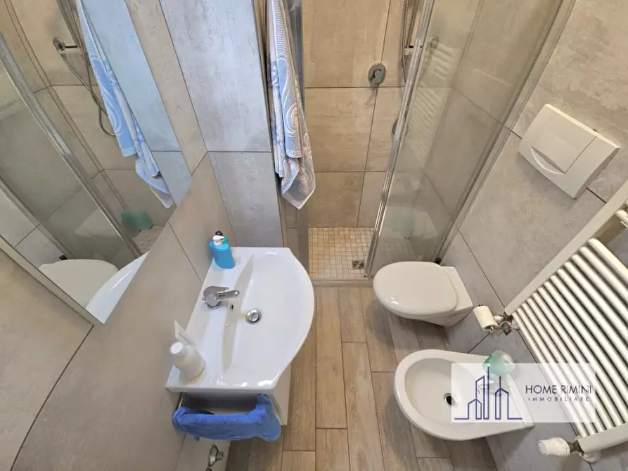 Immagine 65 di Appartamento in vendita  in Viale Dandolo a Rimini