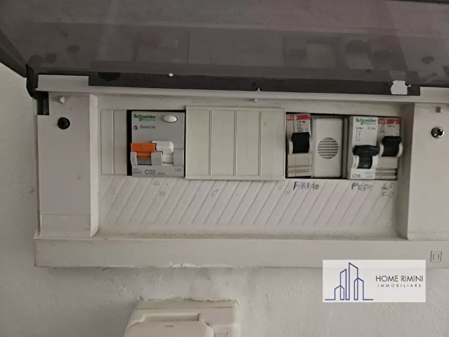 Immagine 85 di Appartamento in vendita  in Viale Dandolo a Rimini