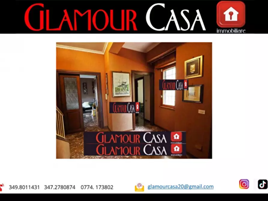 Immagine 2 di Villa in vendita  in Via del Buon Ricovero a Roma