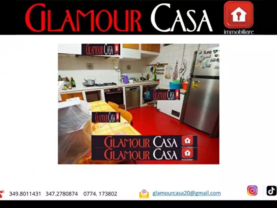 Immagine 3 di Villa in vendita  in Via del Buon Ricovero a Roma