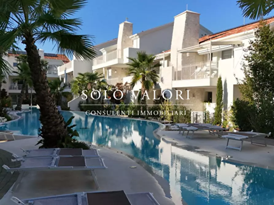 Immagine 9 di Appartamento in vendita  in Piazza Milano a Jesolo