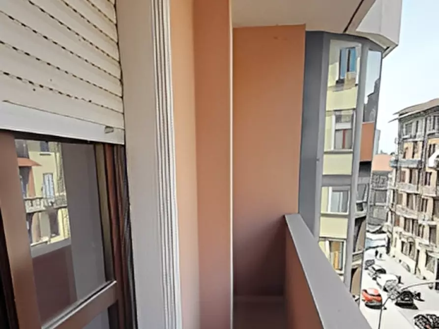 Immagine 9 di Appartamento in vendita  in Via Renato Martorelli, 42 a Torino