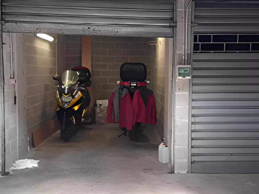 Immagine 15 di Appartamento in vendita  in Via Renato Martorelli, 42 a Torino