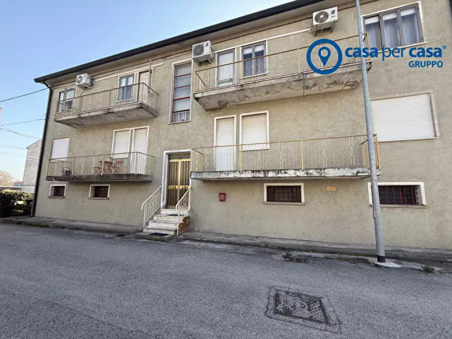 Immagine 8 di Appartamento in affitto  in Via Carravieri 18 a Crespino