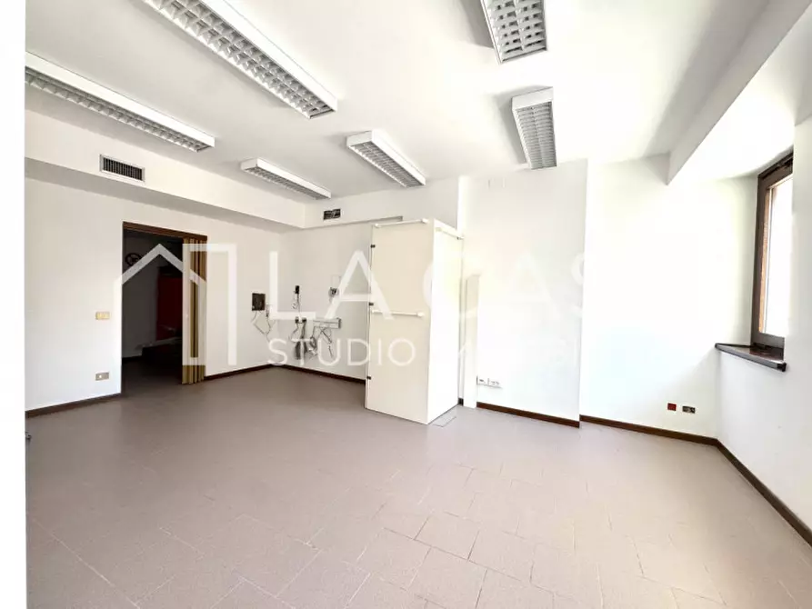 Immagine 8 di Negozio in affitto  in Piazza Garibaldi, 39 a Spilimbergo