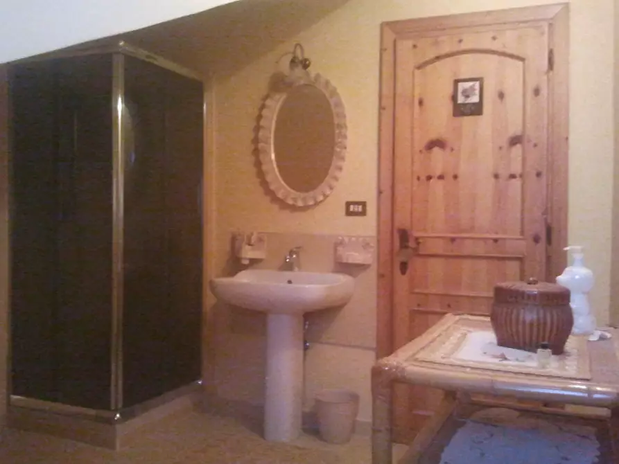 Immagine 5 di Casa indipendente in vendita  in Via Colle Rosa a Arce