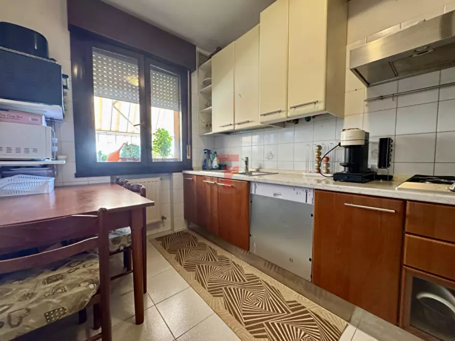 Immagine 4 di Appartamento in vendita  in paluello a Stra