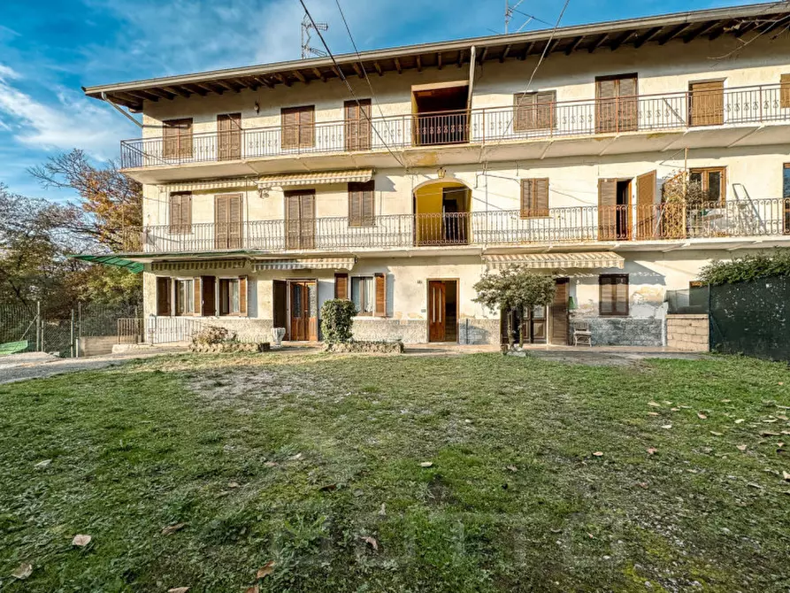 Immagine 1 di Villetta a schiera in vendita  in Via Giuseppe Nobile 6 a Gattico-Veruno