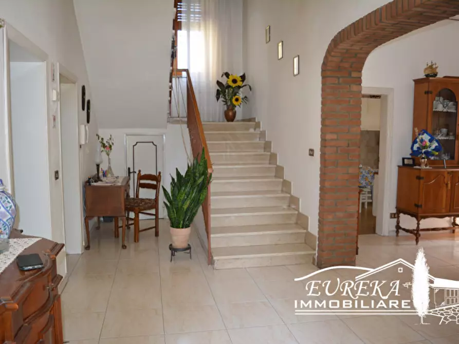 Immagine 3 di Casa indipendente in vendita  in Via Roma 160 a Castiglione Del Lago