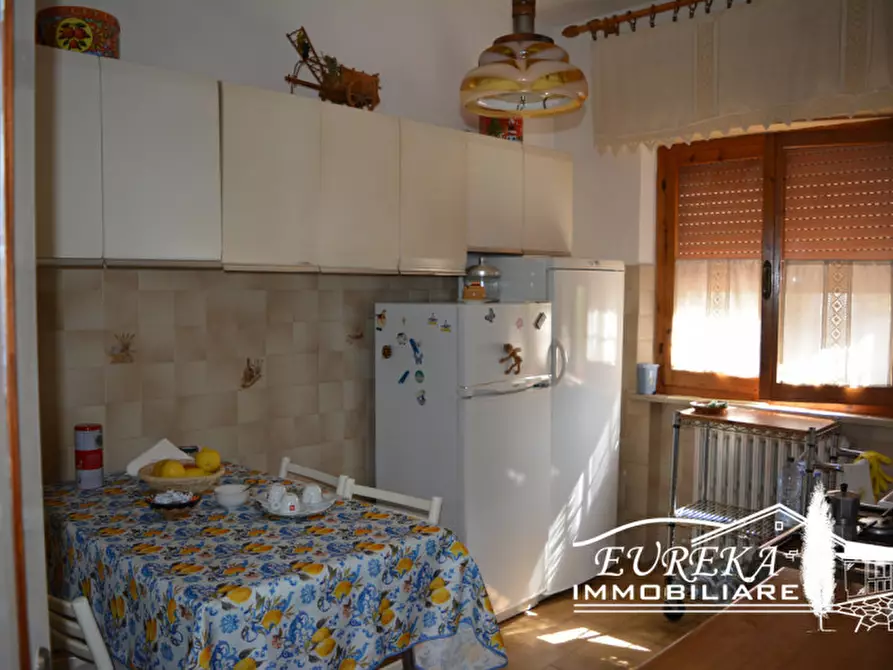 Immagine 7 di Casa indipendente in vendita  in Via Roma 160 a Castiglione Del Lago