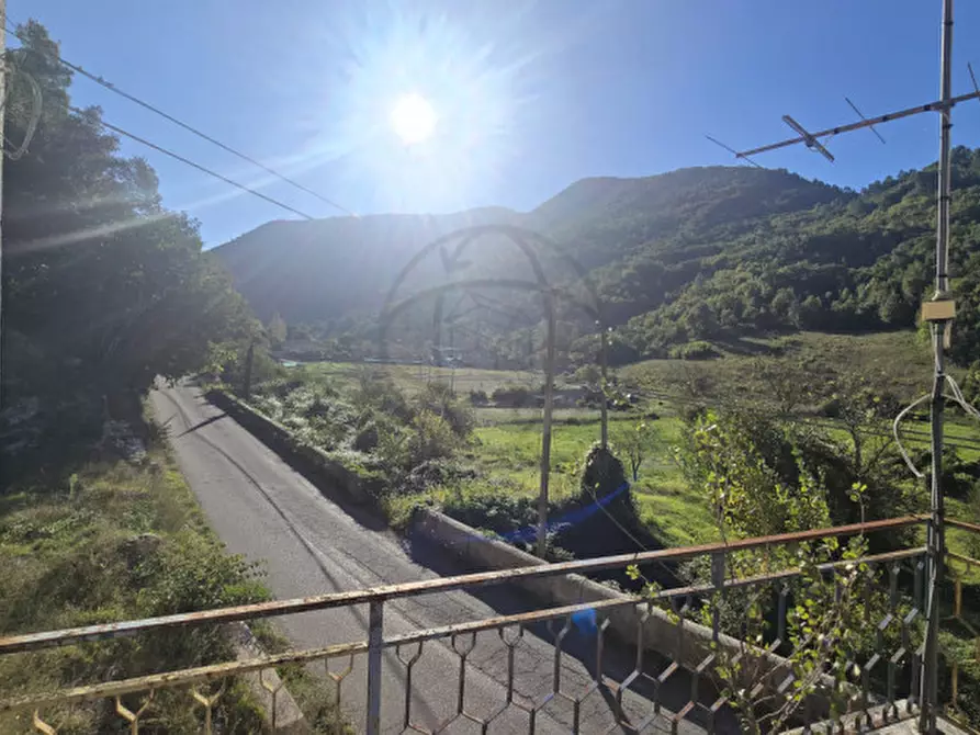 Immagine 4 di Casa indipendente in vendita  in Località Valleludra, 34 a Arrone