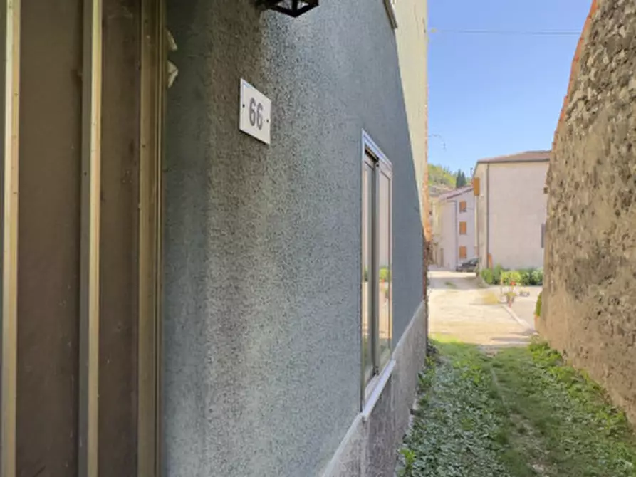 Immagine 4 di Casa indipendente in vendita  in Via Olmo, 64 a Carrè