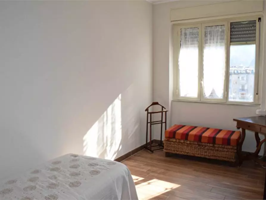 Immagine 10 di Appartamento in vendita  in VIA VILLAGRAZIA a Palermo